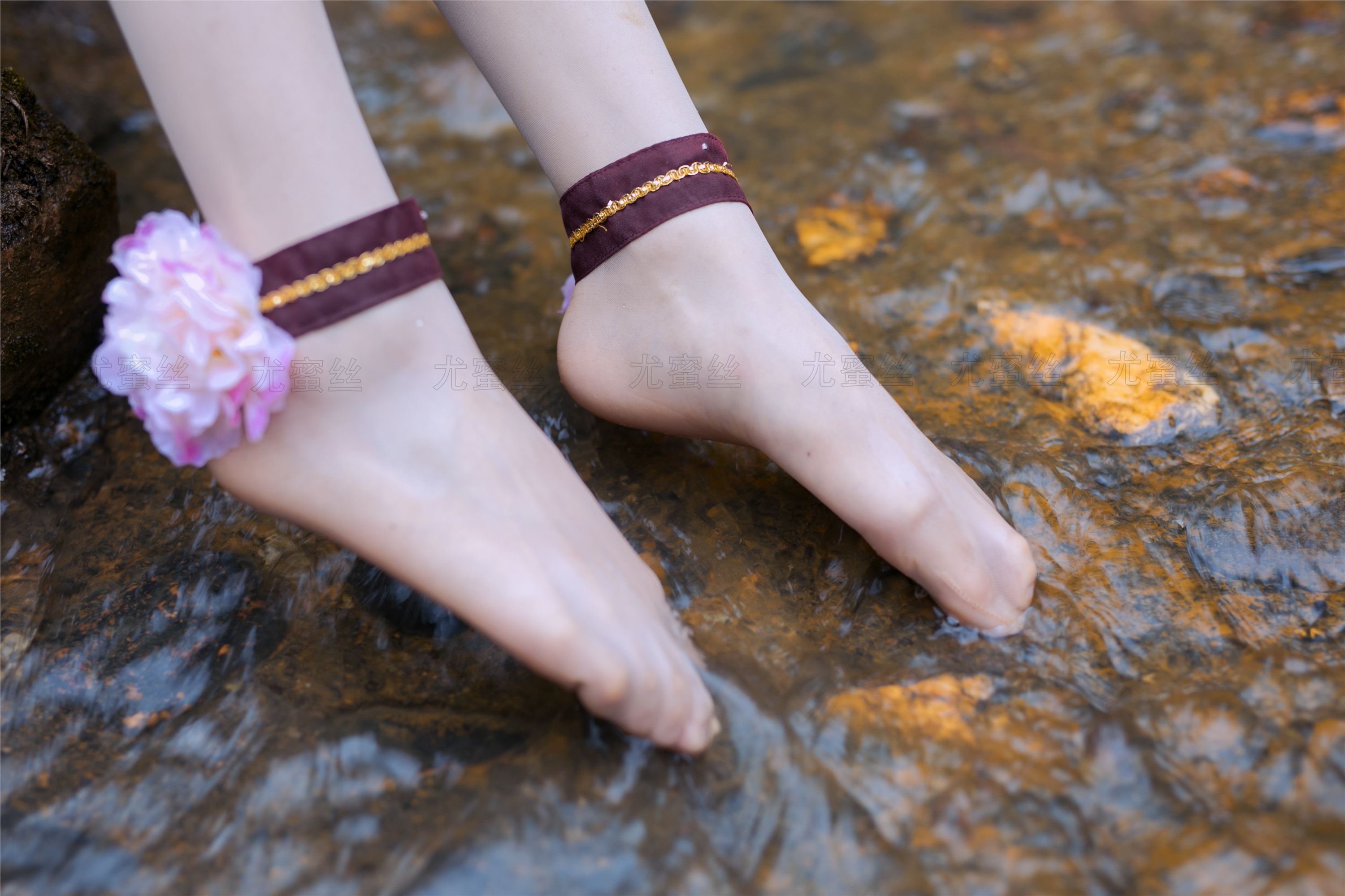 尤蜜丝 穿搭写真 NO.031